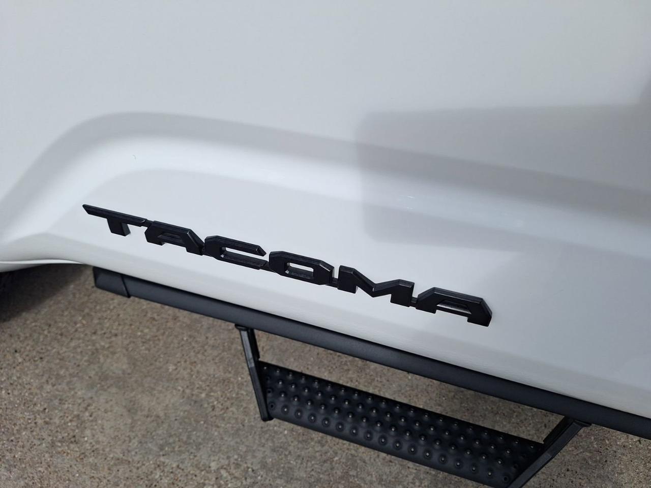 2025 Toyota Tacoma 4WD TRD Off Road Hurst TX