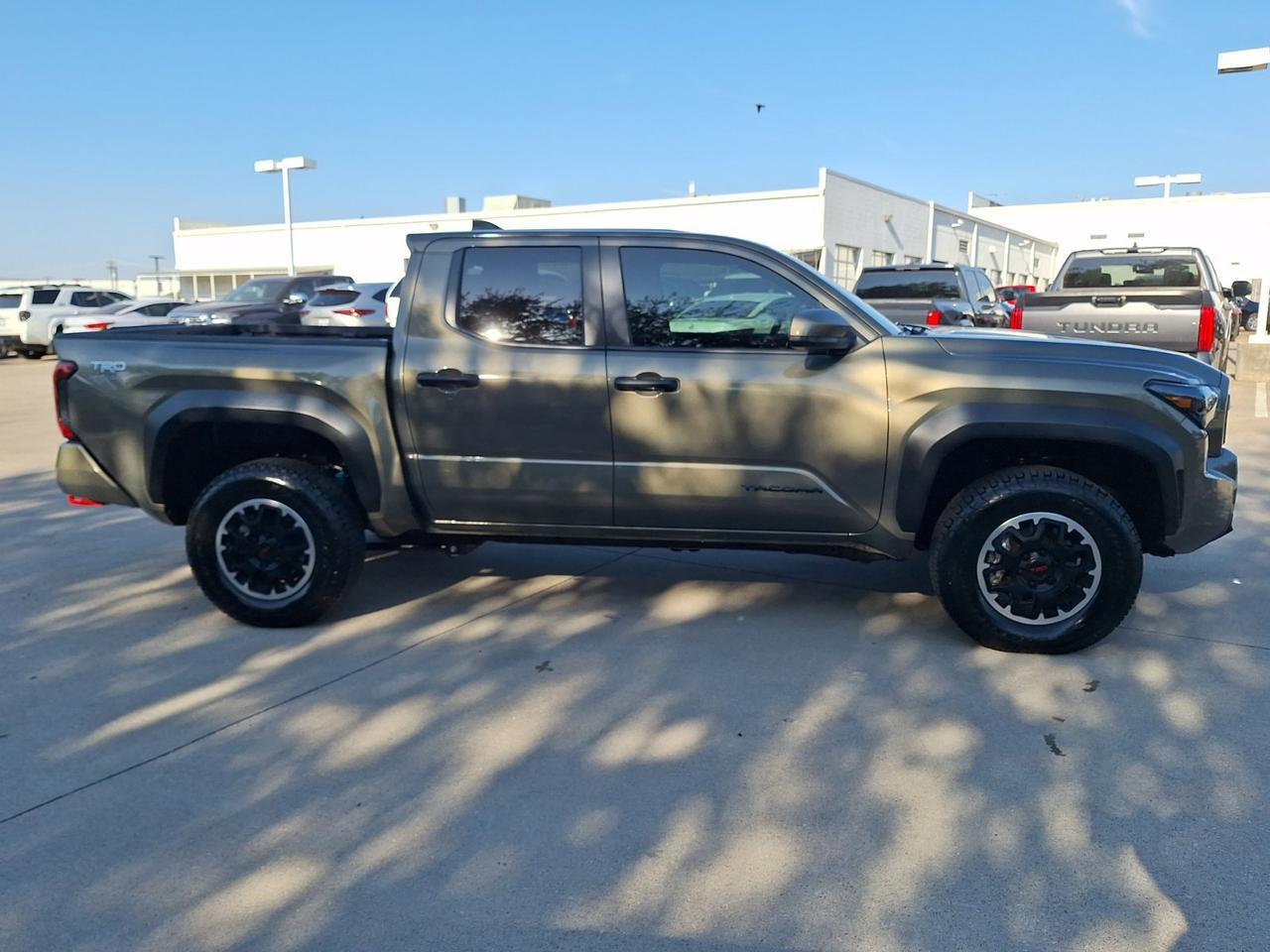 2025 Toyota Tacoma 4WD TRD Off Road Hurst TX