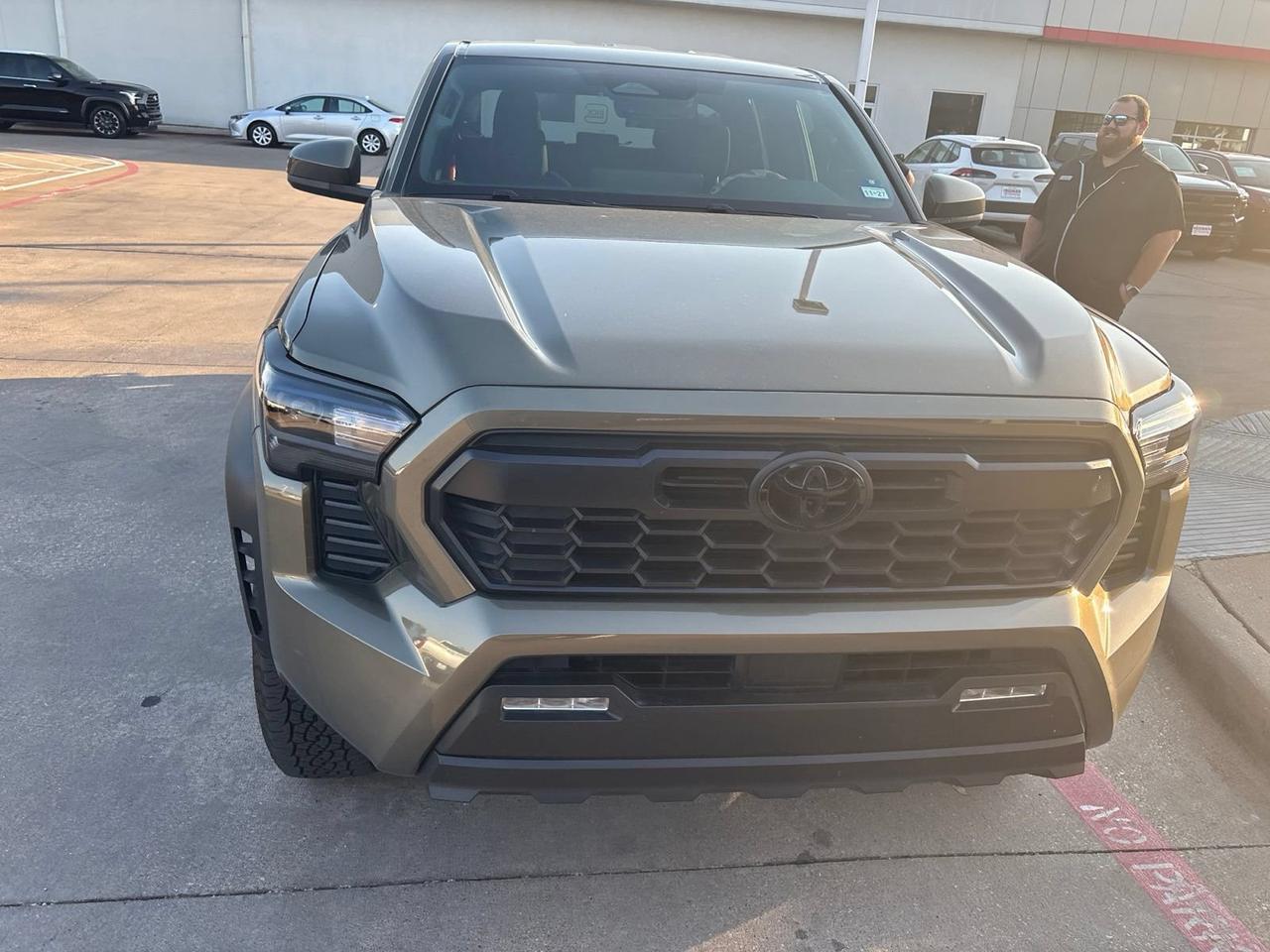 2025 Toyota Tacoma 4WD TRD Off Road Hurst TX