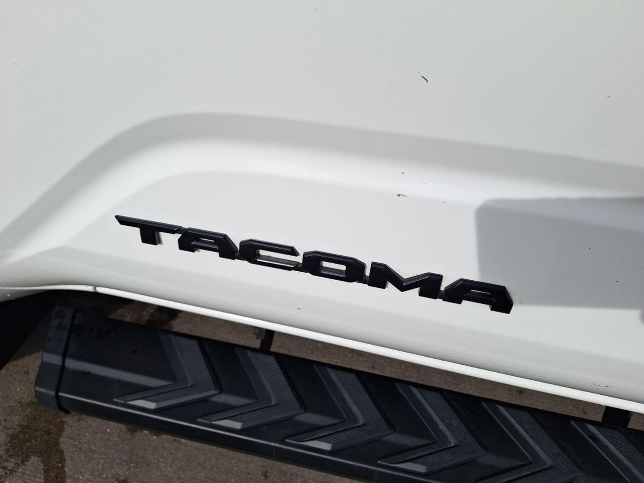 2025 Toyota Tacoma 4WD TRD Off-Road Hurst TX