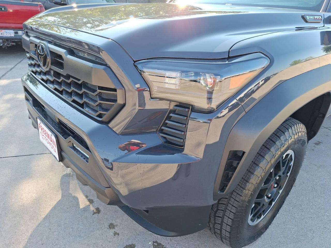 2025 Toyota Tacoma 4WD TRD Off Road Hybrid Hurst TX