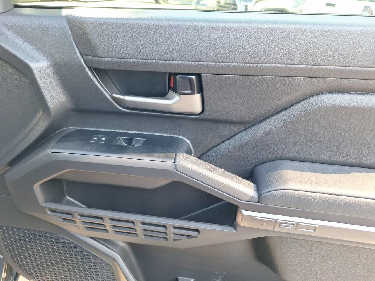 2025 Toyota Tacoma 4WD TRD Off Road Hybrid Hurst TX