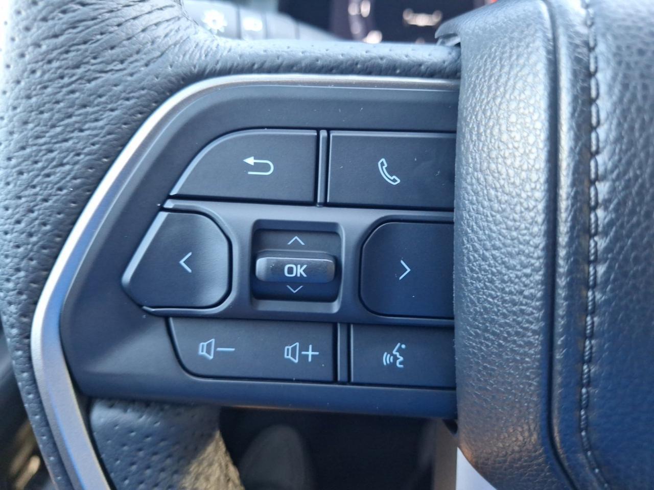 2025 Toyota Tacoma 4WD TRD Off Road Hybrid Hurst TX