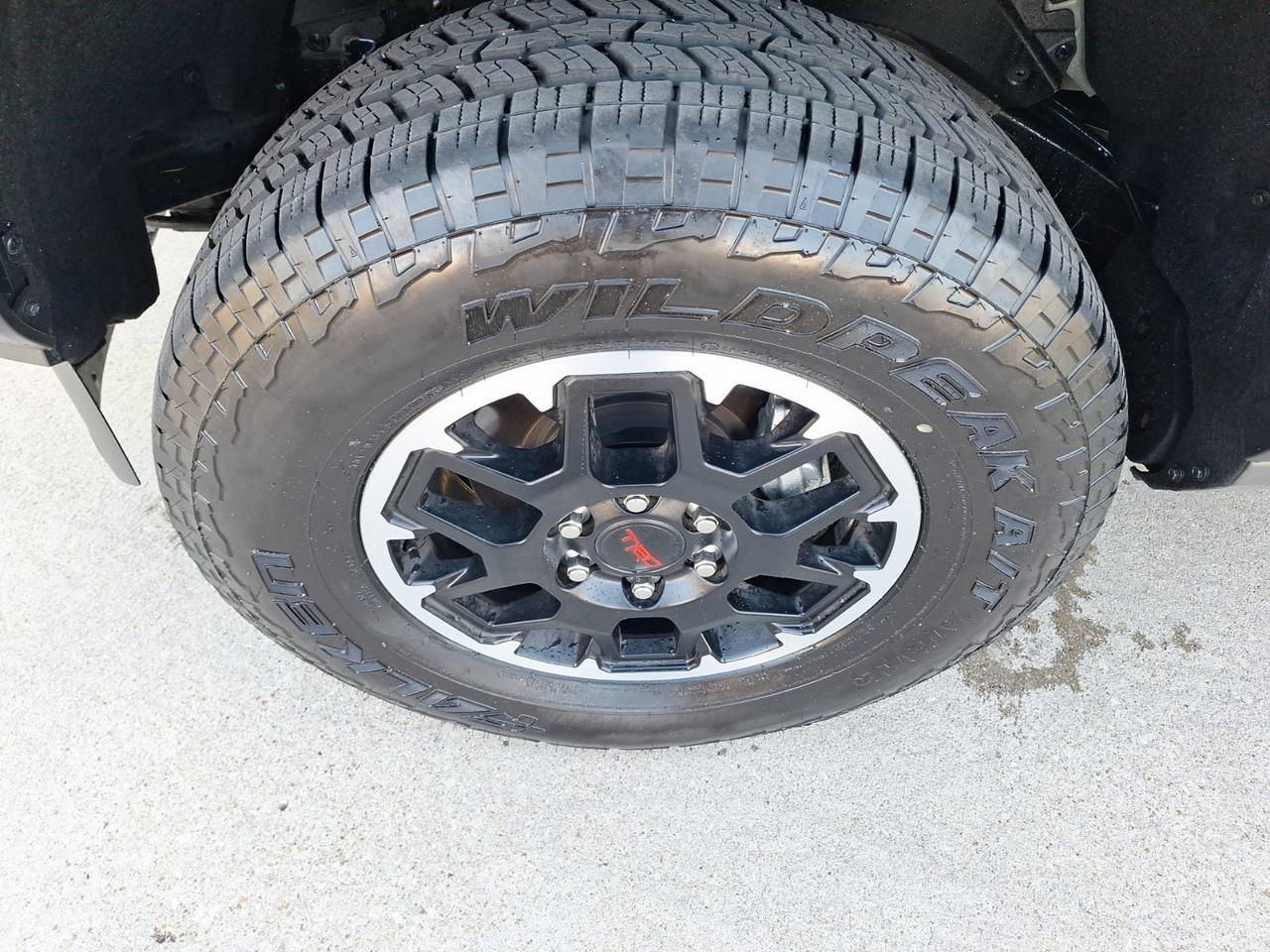 2025 Toyota Tacoma 4WD TRD Off Road Hybrid Hurst TX