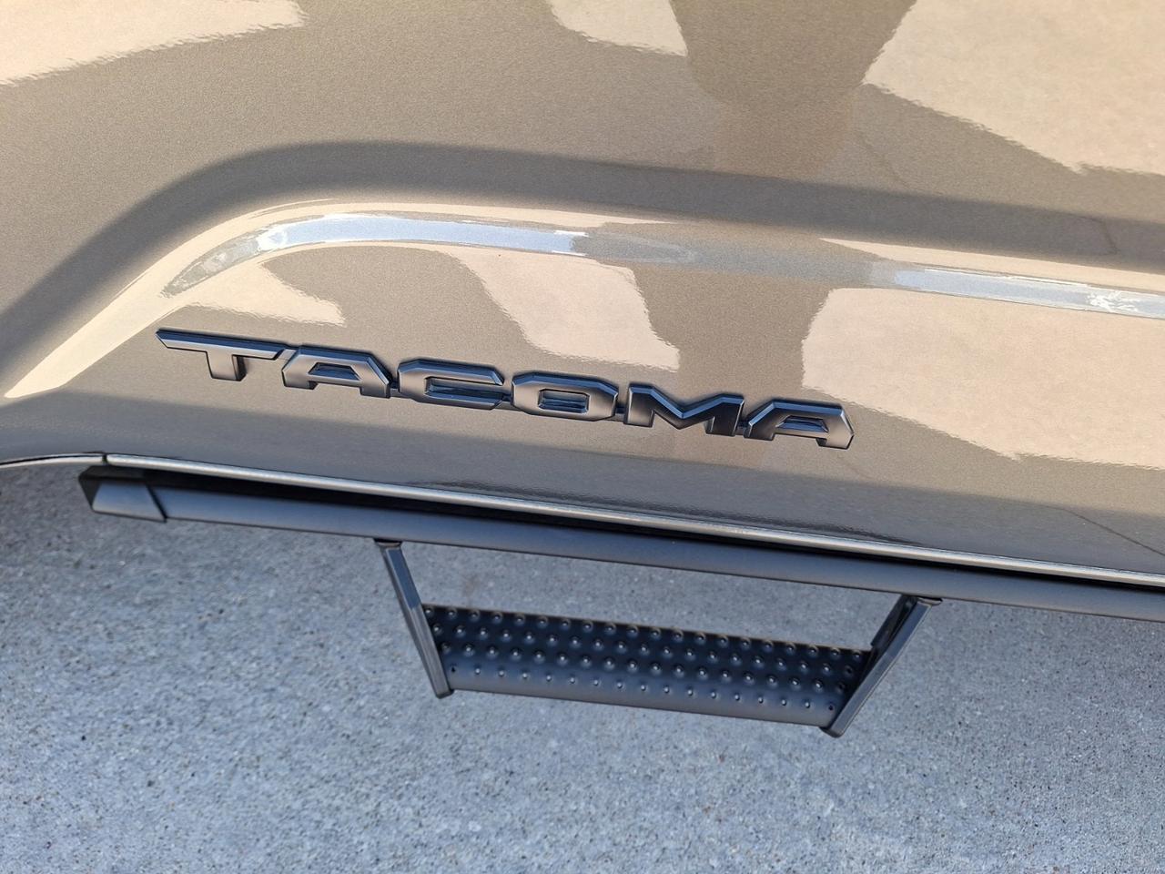 2025 Toyota Tacoma 4WD TRD Off Road Hybrid Hurst TX