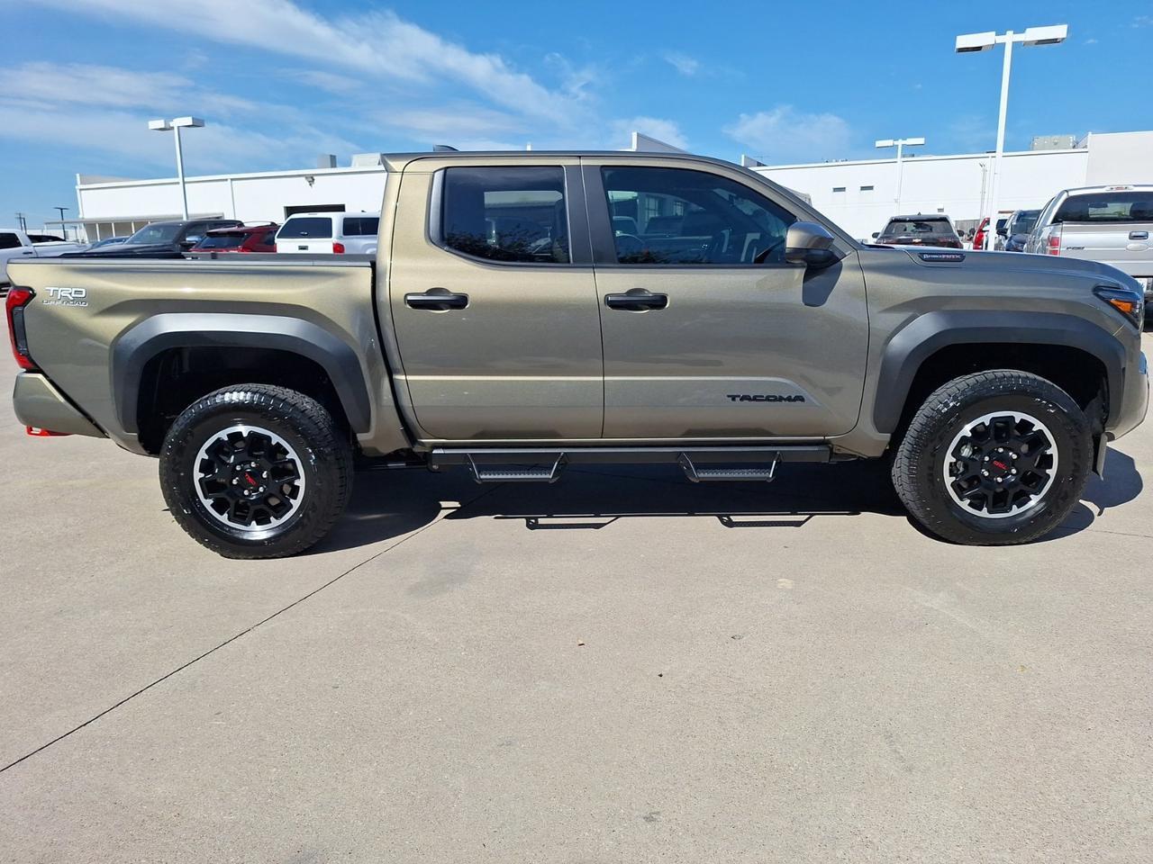 2025 Toyota Tacoma 4WD TRD Off Road Hybrid Hurst TX