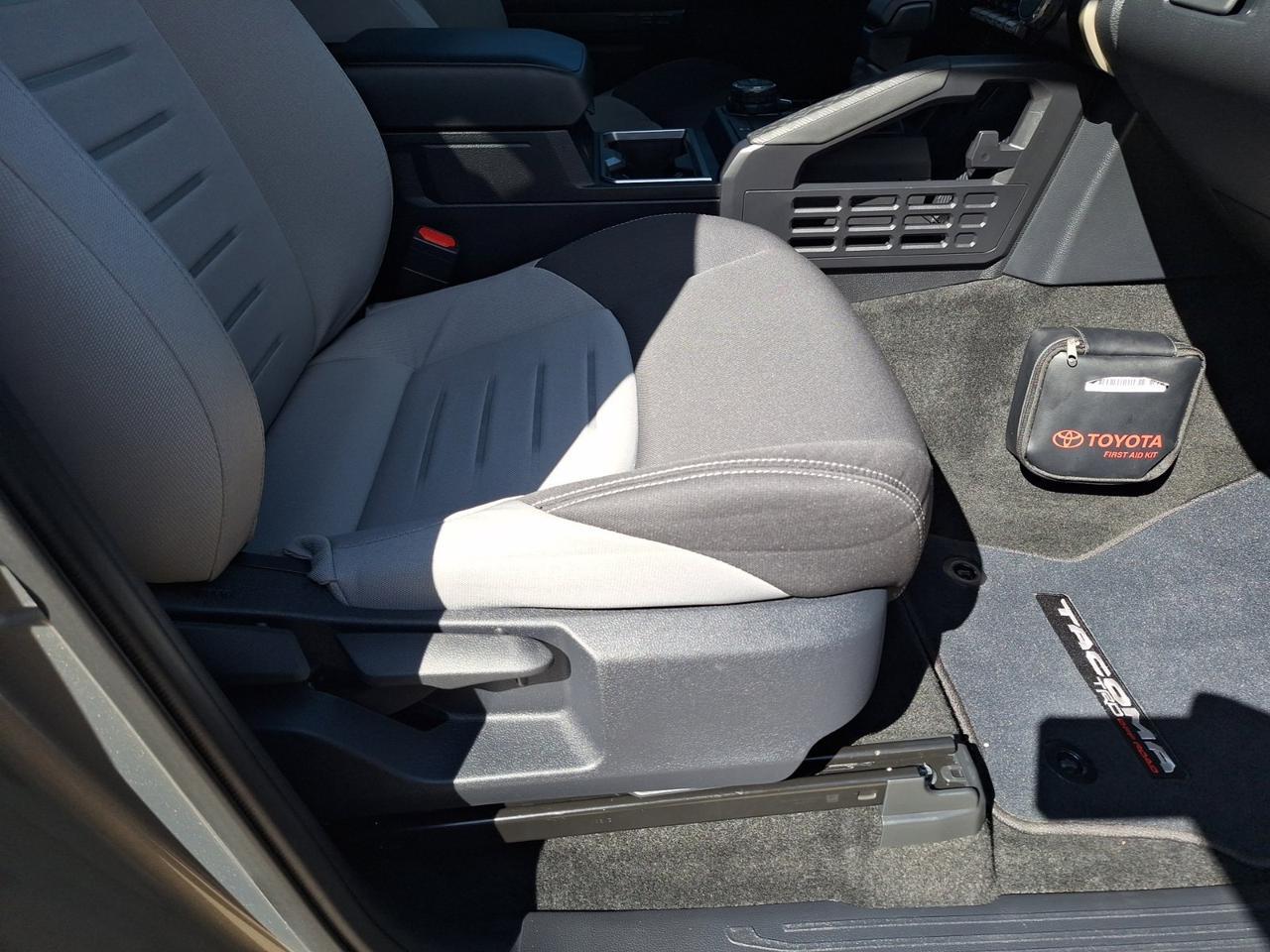 2025 Toyota Tacoma 4WD TRD Off Road Hybrid Hurst TX