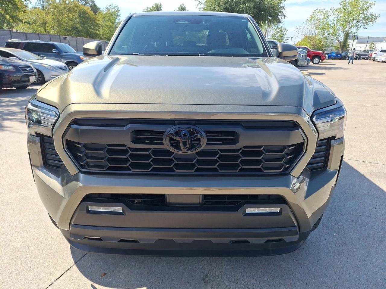 2025 Toyota Tacoma 4WD TRD Off Road Hybrid Hurst TX