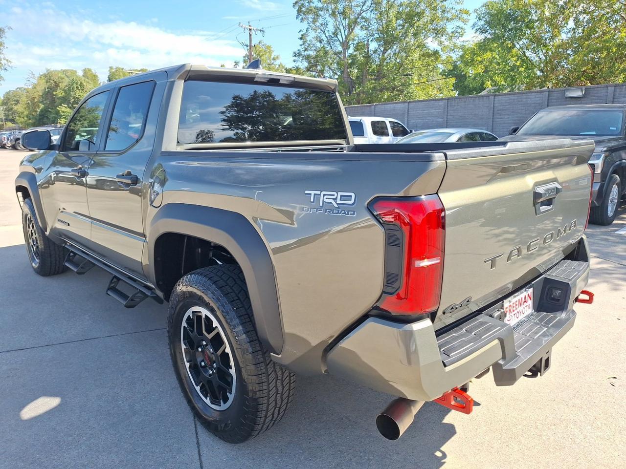 2025 Toyota Tacoma 4WD TRD Off Road Hybrid Hurst TX
