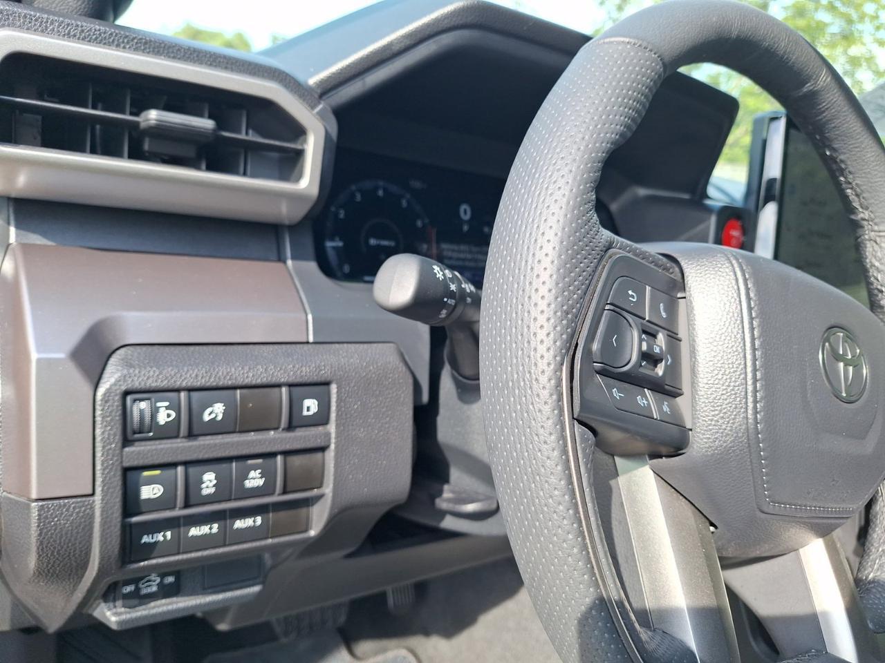 2025 Toyota Tacoma 4WD TRD Off Road Hybrid Hurst TX