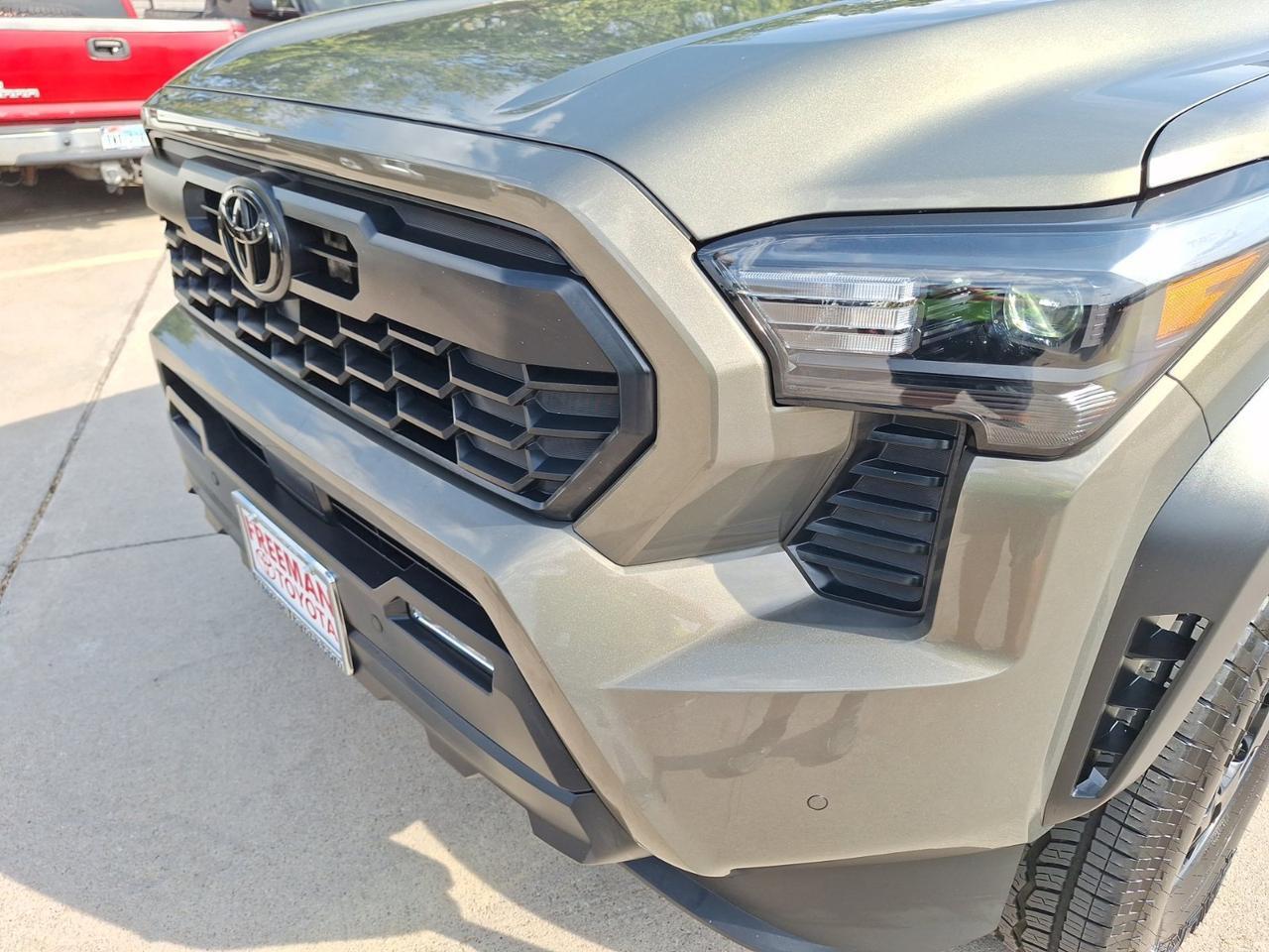 2025 Toyota Tacoma 4WD TRD Off Road Hybrid Hurst TX