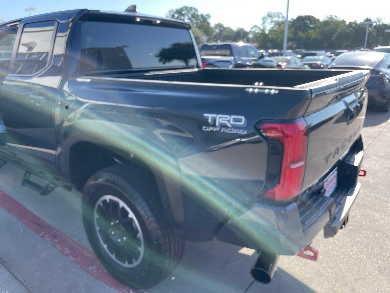 2025 Toyota Tacoma 4WD TRD Off Road Hybrid Hurst TX