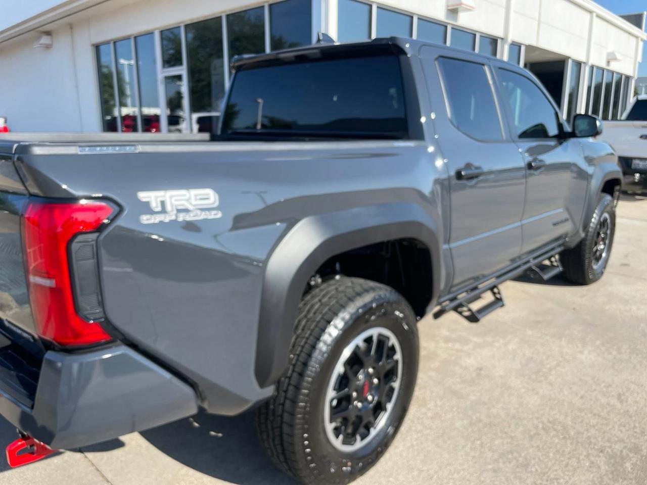 2025 Toyota Tacoma 4WD TRD Off Road Hybrid Hurst TX