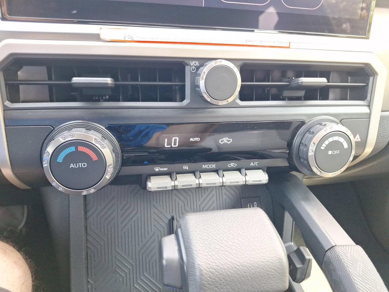 2025 Toyota Tacoma 4WD TRD Off Road Hybrid Hurst TX