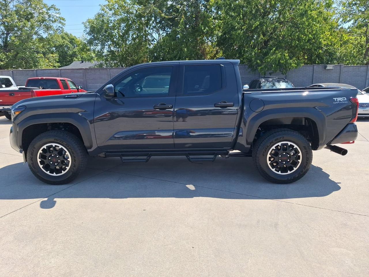 2025 Toyota Tacoma 4WD TRD Off Road Hybrid Hurst TX