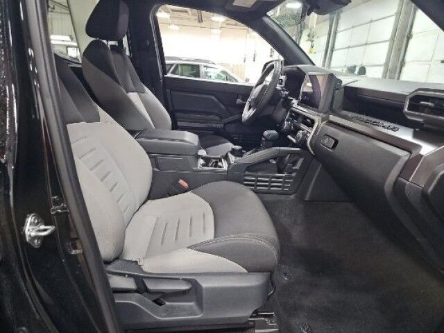 2025 Toyota Tacoma 4WD TRD Off Road Marshfield MA