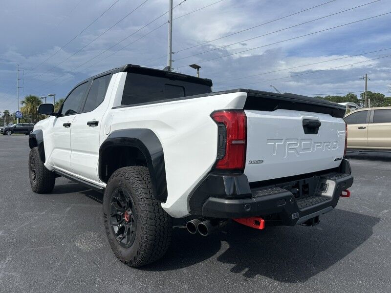 2025 Toyota Tacoma 4WD TRD Pro Hybrid