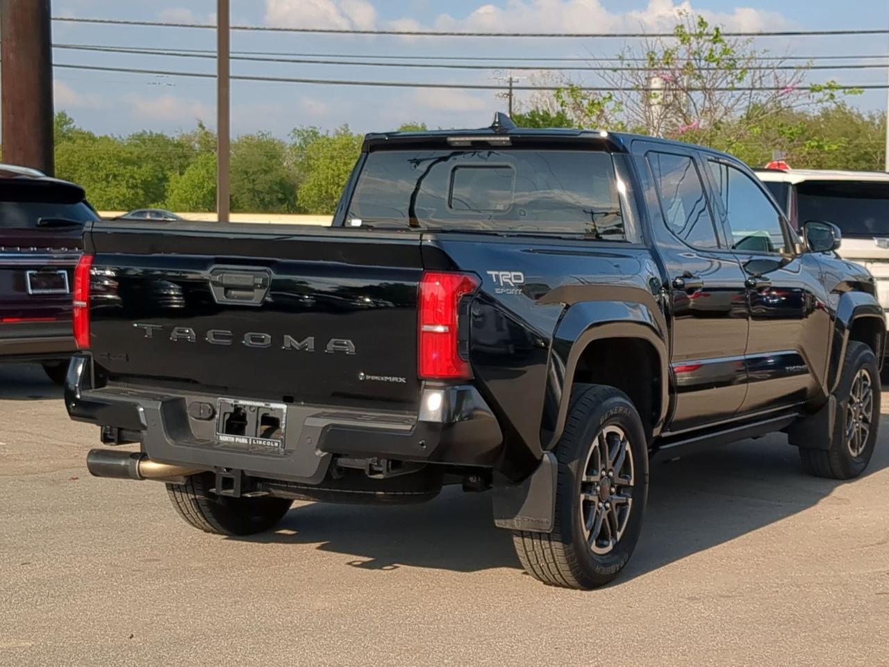2025 Toyota Tacoma 4WD TRD Sport