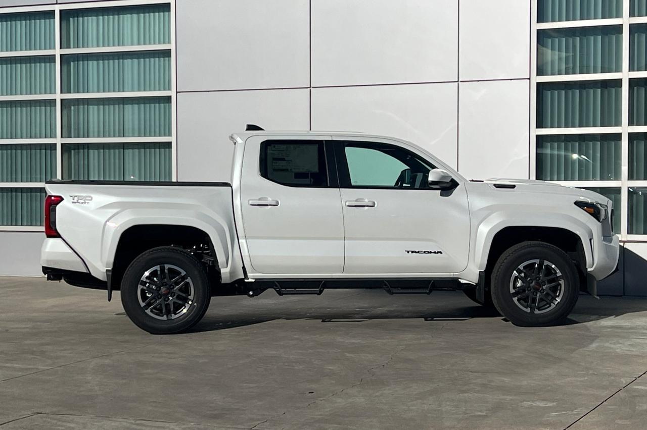 2025 Toyota Tacoma Hybrid Ontario OR