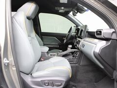 2025 Toyota Tacoma Hybrid 4x4 Crew Cab Trailhunter Fond du Lac WI