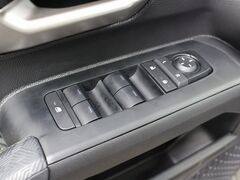 2025 Toyota Tacoma Hybrid 4x4 Crew Cab Trailhunter Fond du Lac WI