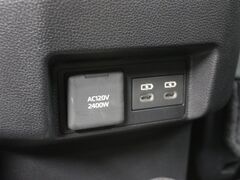 2025 Toyota Tacoma Hybrid 4x4 Crew Cab Trailhunter Fond du Lac WI