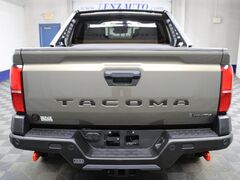 2025 Toyota Tacoma Hybrid 4x4 Crew Cab Trailhunter Fond du Lac WI