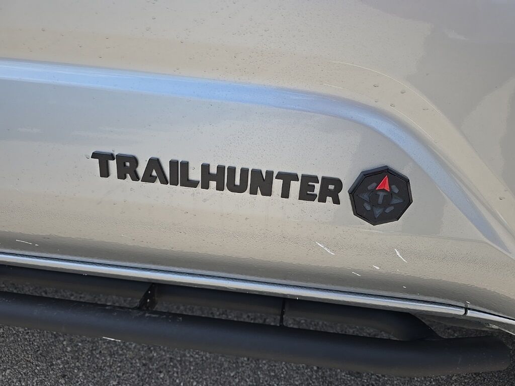 2025 Toyota Tacoma Hybrid 4x4 Crew Cab Trailhunter Fond du Lac WI