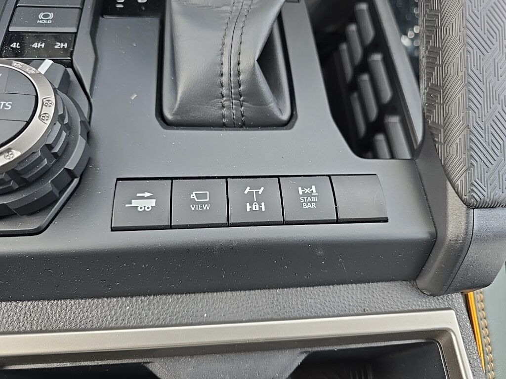 2025 Toyota Tacoma Hybrid 4x4 Crew Cab Trailhunter Fond du Lac WI