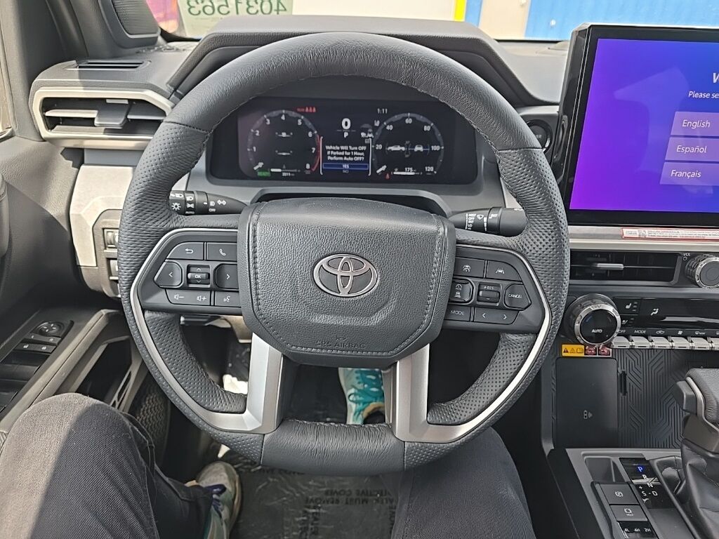 2025 Toyota Tacoma Hybrid 4x4 Crew Cab Trailhunter Fond du Lac WI