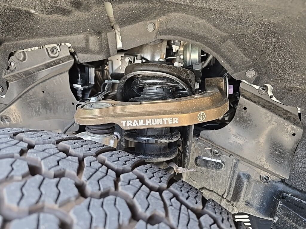 2025 Toyota Tacoma Hybrid 4x4 Crew Cab Trailhunter Fond du Lac WI