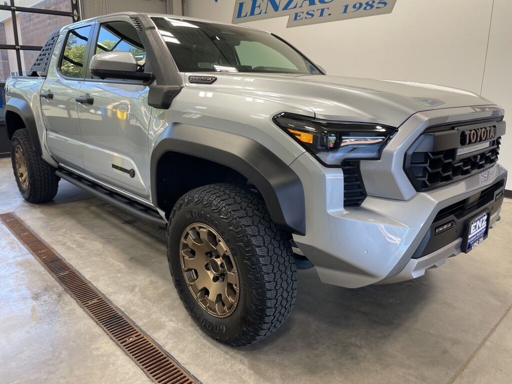 2025 Toyota Tacoma Hybrid 4x4 Crew Cab Trailhunter Minocqua WI
