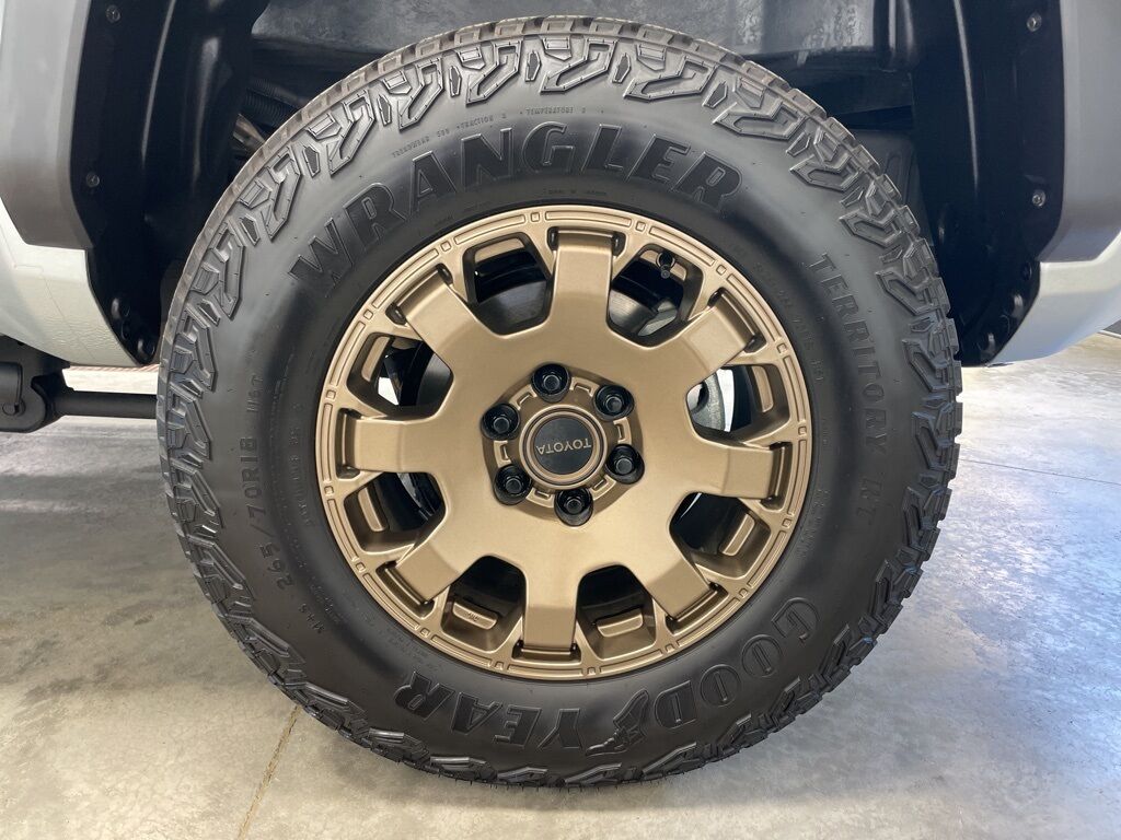 2025 Toyota Tacoma Hybrid 4x4 Crew Cab Trailhunter Minocqua WI