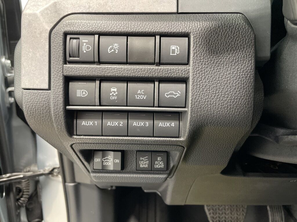 2025 Toyota Tacoma Hybrid 4x4 Crew Cab Trailhunter Minocqua WI