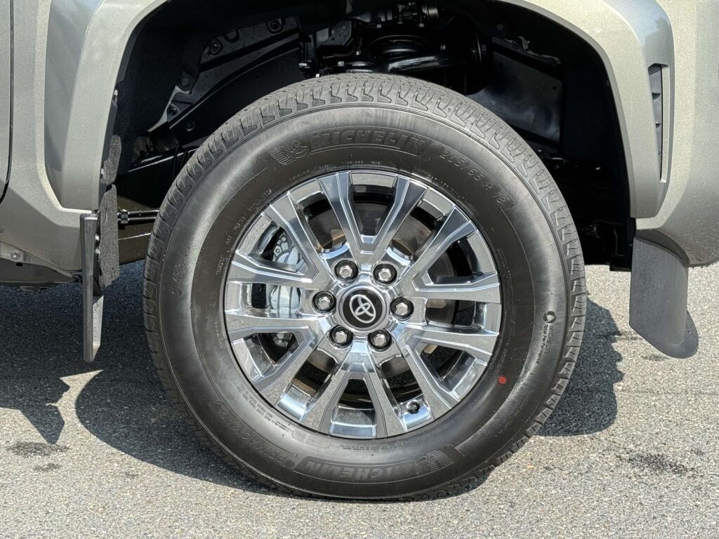 2025 Toyota Tacoma Hybrid Limited Fredericksburg VA