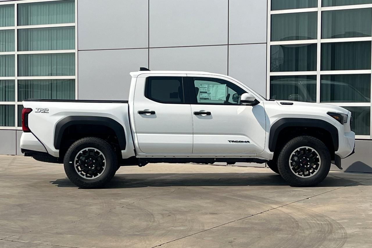 2025 Toyota Tacoma Hybrid TRD Off Road Ontario OR