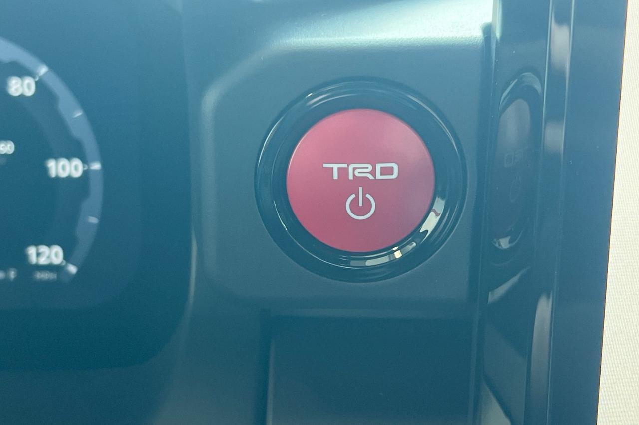2025 Toyota Tacoma Hybrid TRD Off Road Ontario OR