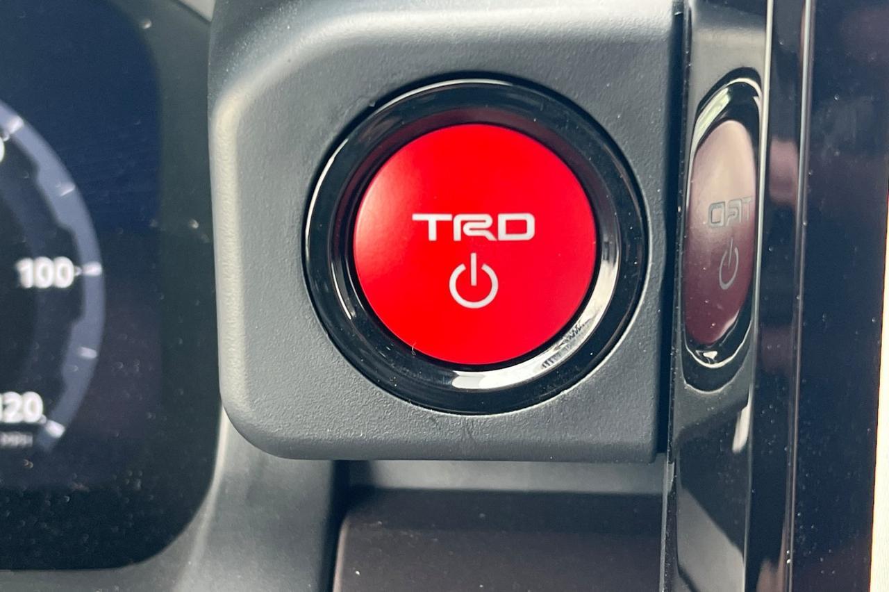 2025 Toyota Tacoma Hybrid TRD Off Road Ontario OR