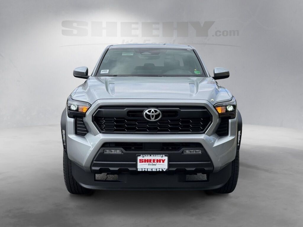 2025 Toyota Tacoma Hybrid TRD Off Road Fredericksburg VA
