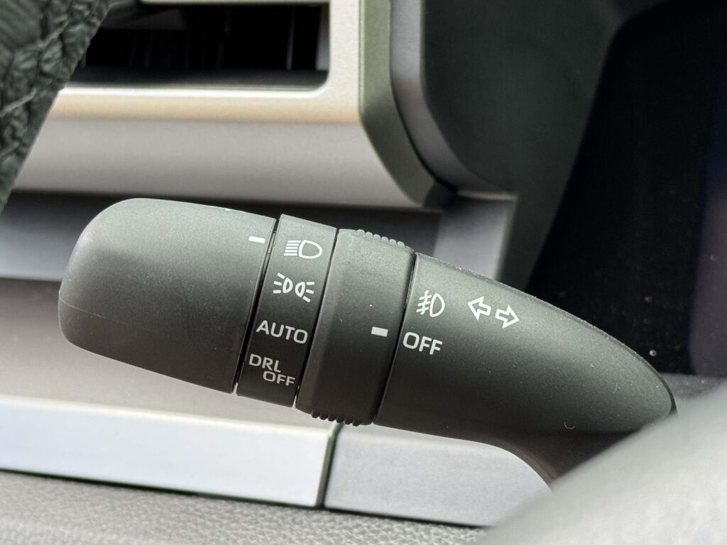 2025 Toyota Tacoma Hybrid TRD Off Road Fredericksburg VA