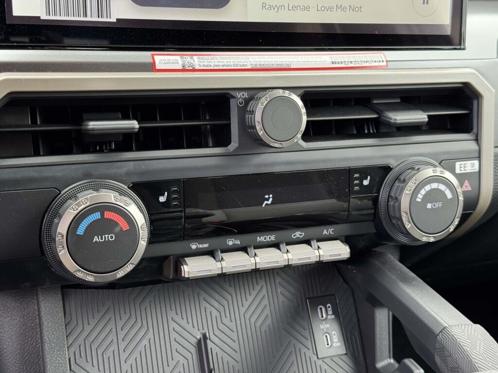 2025 Toyota Tacoma Hybrid TRD Off Road Fredericksburg VA