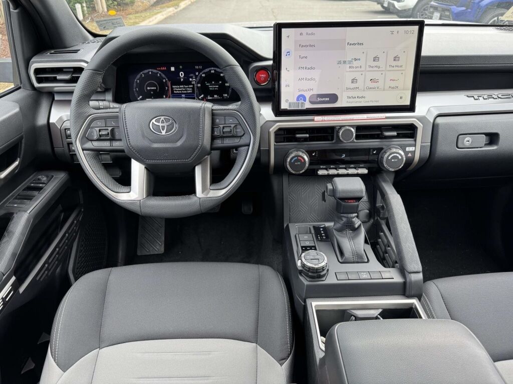 2025 Toyota Tacoma Hybrid TRD Off Road Fredericksburg VA