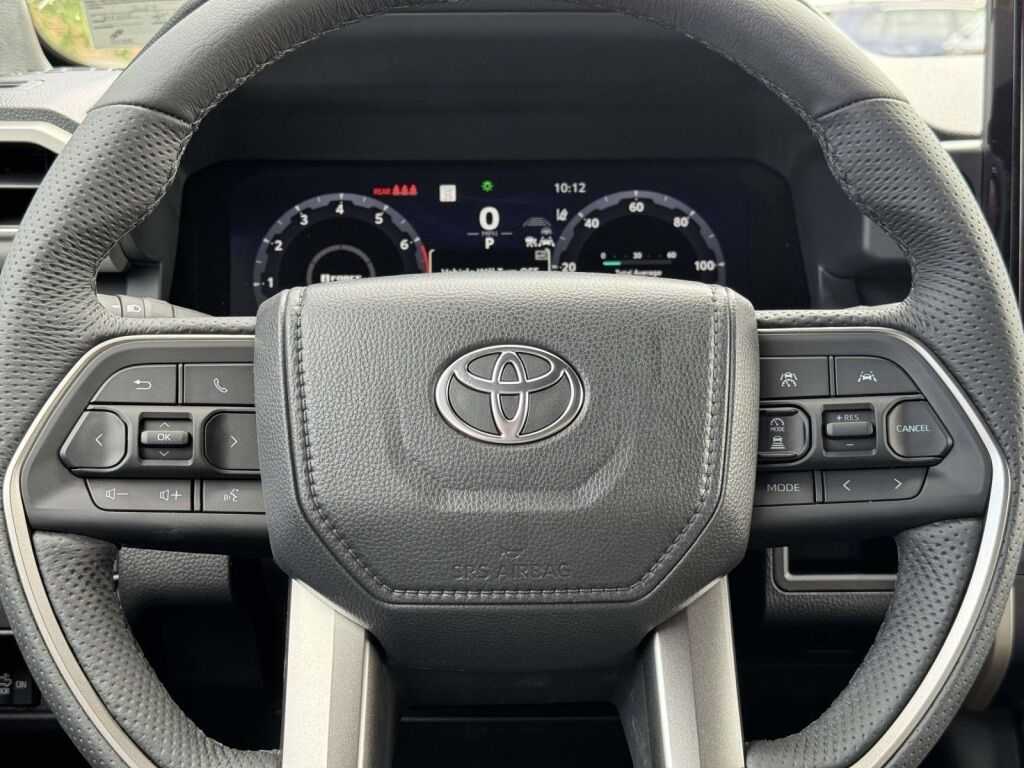 2025 Toyota Tacoma Hybrid TRD Off Road Fredericksburg VA