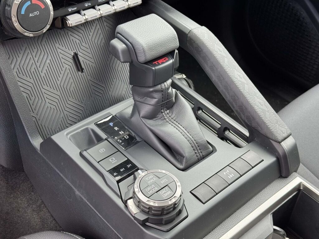 2025 Toyota Tacoma Hybrid TRD Off Road Fredericksburg VA
