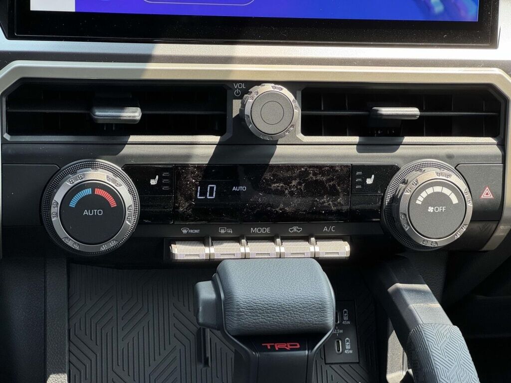 2025 Toyota Tacoma Hybrid TRD Off Road Fredericksburg VA