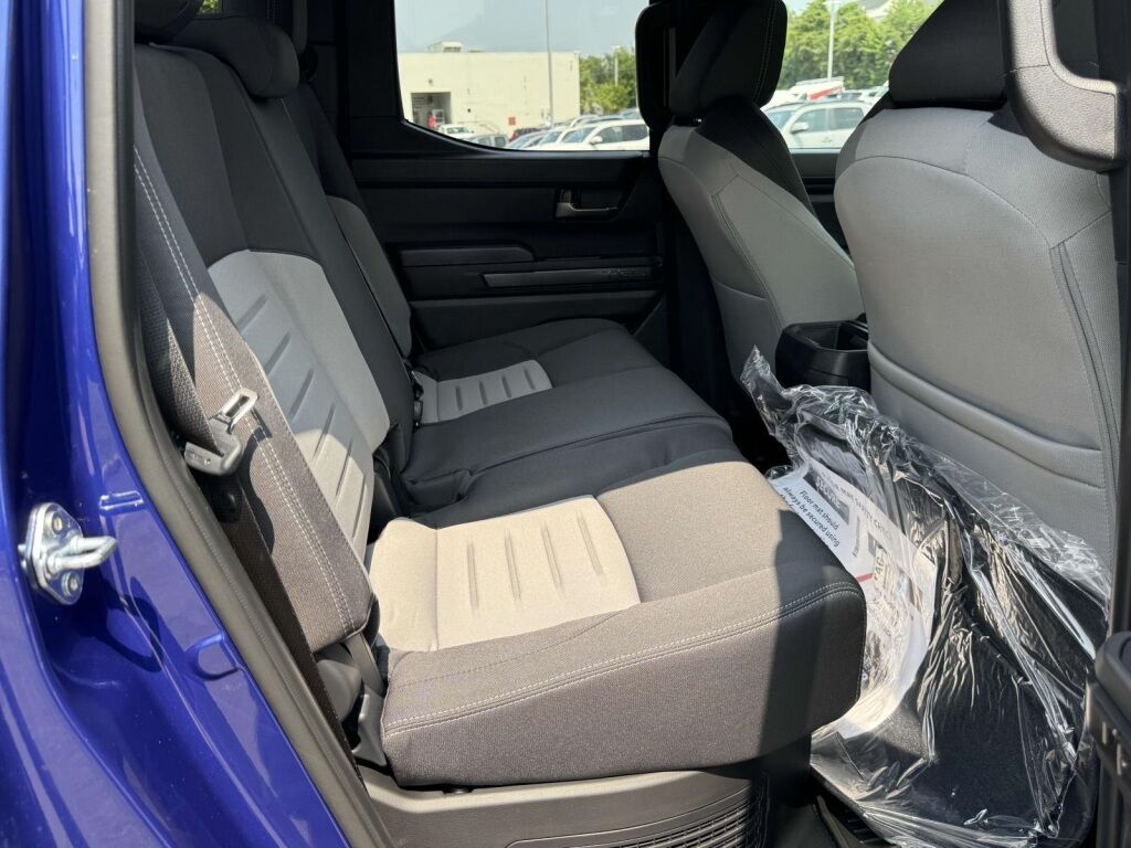 2025 Toyota Tacoma Hybrid TRD Off Road Fredericksburg VA