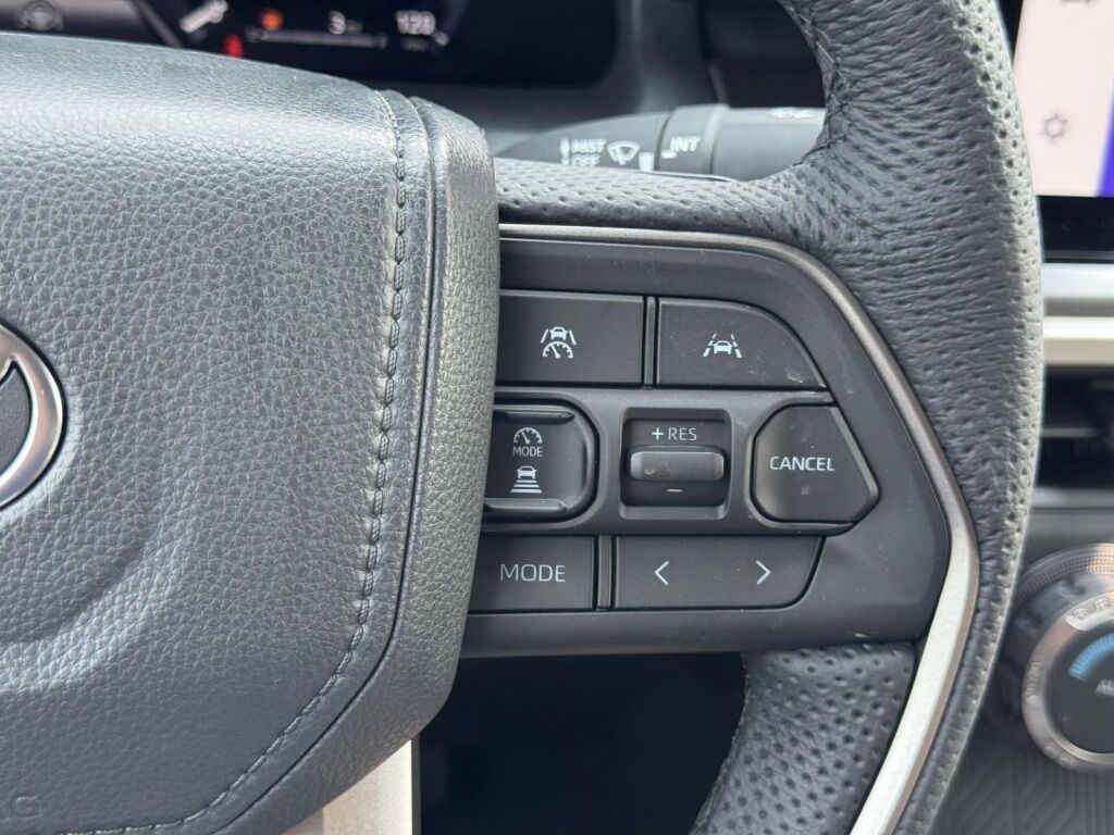2025 Toyota Tacoma Hybrid TRD Off Road Fredericksburg VA