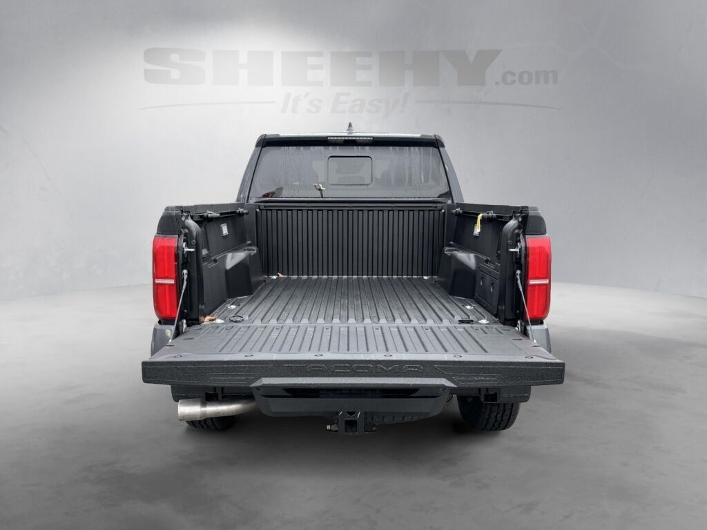 2025 Toyota Tacoma Hybrid TRD Off Road Fredericksburg VA