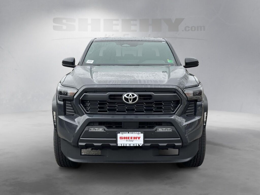 2025 Toyota Tacoma Hybrid TRD Off Road Fredericksburg VA