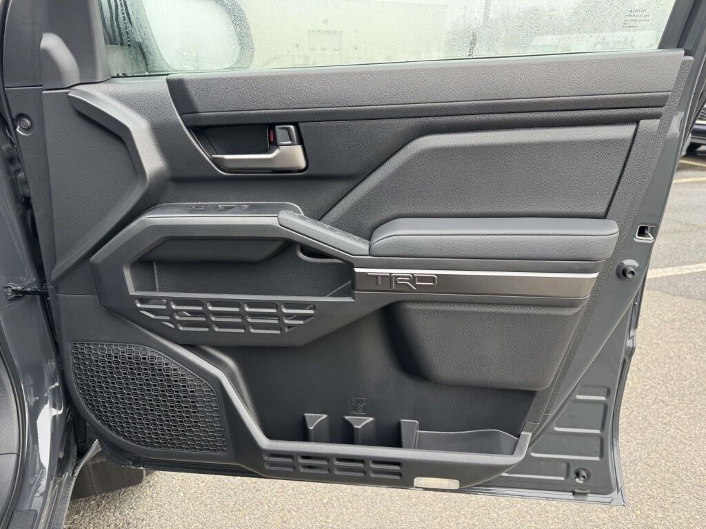 2025 Toyota Tacoma Hybrid TRD Off Road Fredericksburg VA